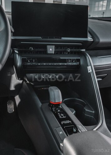Toyota C-HR-9