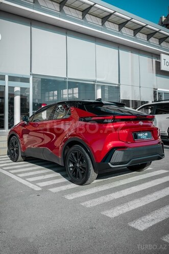 Toyota C-HR-6