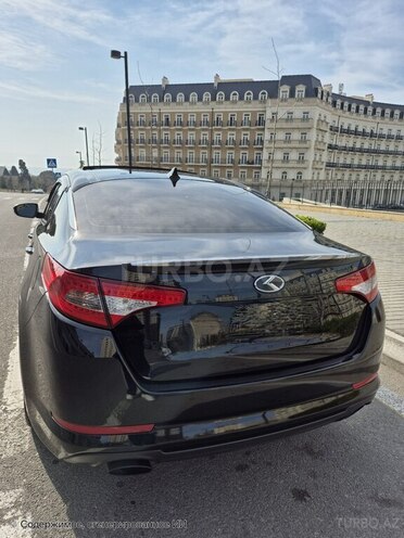 Kia Optima-4