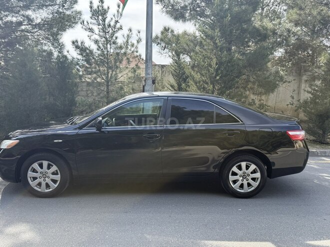Toyota Camry-3