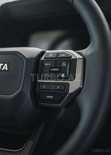 Toyota Land Cruiser Prado-10