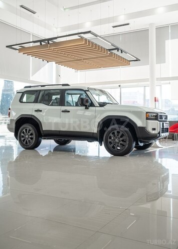 Toyota Land Cruiser Prado-3