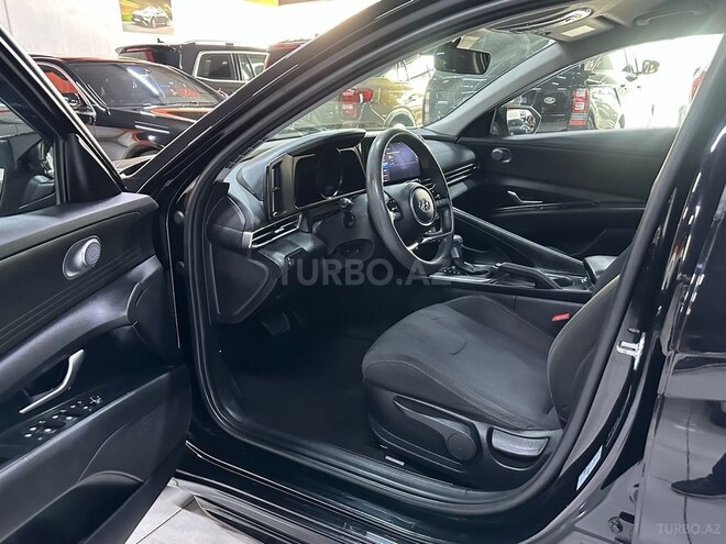 Hyundai Elantra 2021, 65,800 km - 1.6 л - Bakı