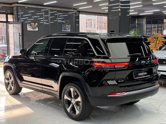 Jeep Grand Cherokee-4