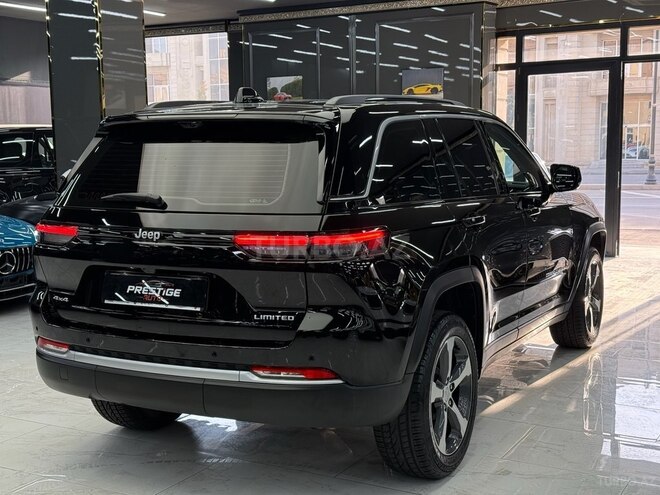 Jeep Grand Cherokee-5