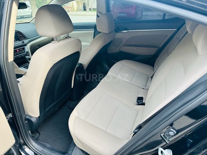 Hyundai Elantra 2018, 173,000 km - 2.0 л - Bakı