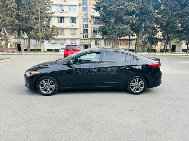 Hyundai Elantra 2018, 173,000 km - 2.0 л - Bakı