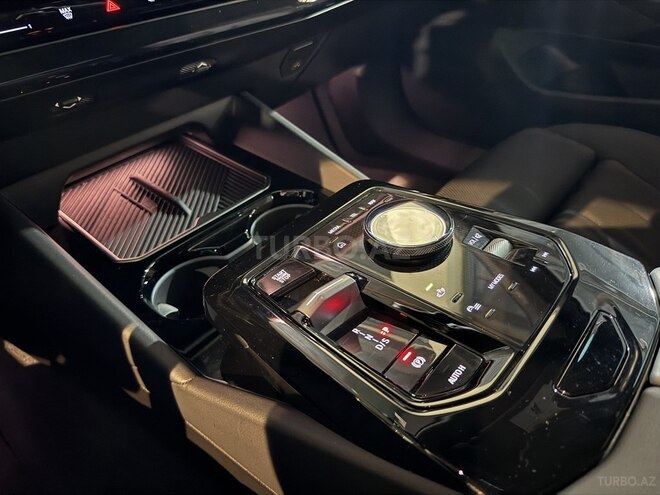 BMW 530 2024, 9,100 km - 2.0 l - Bakı