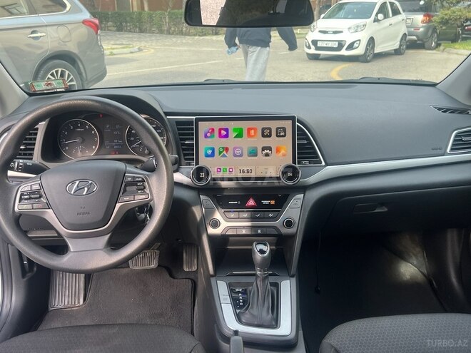 Hyundai Elantra 2018, 89,350 km - 2.0 л - Bakı