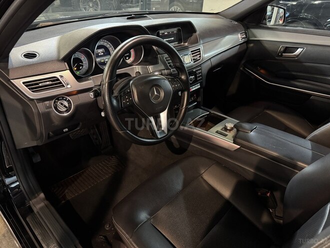 Mercedes E 200 d 2013, 351,000 km - 2.2 л - Bakı