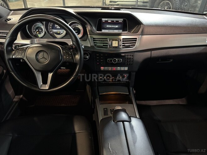 Mercedes E 200 d 2013, 351,000 km - 2.2 л - Bakı