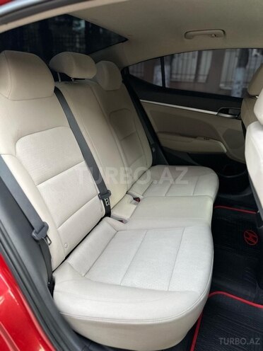 Hyundai Elantra 2018, 75,639 km - 2.0 l - Bakı