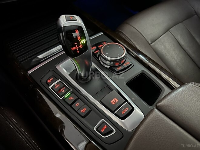 BMW X5 2016, 84,000 km - 2.0 l - Bakı