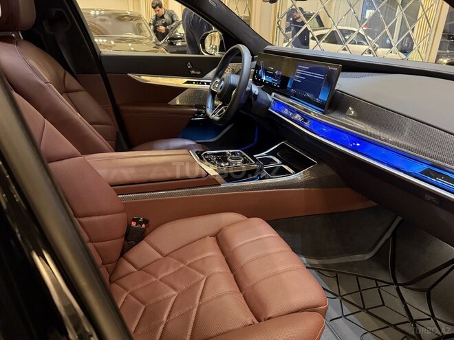 BMW i7 2022, 17,000 km - 0.0 l - Bakı