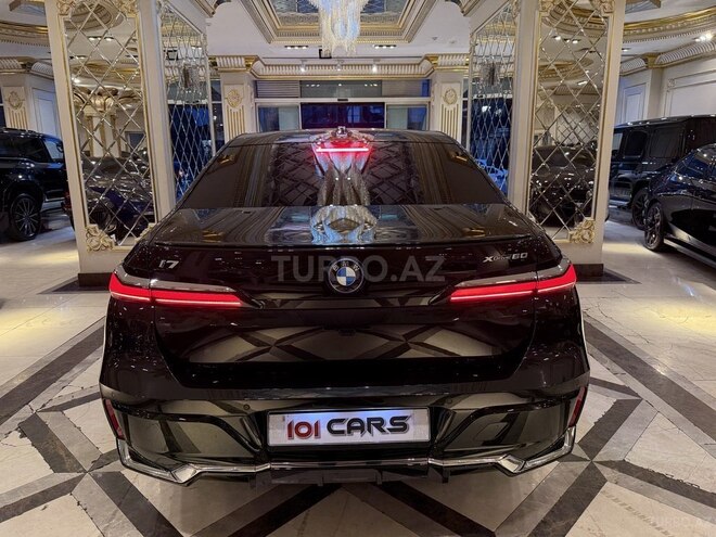 BMW i7 2022, 17,000 km - 0.0 l - Bakı