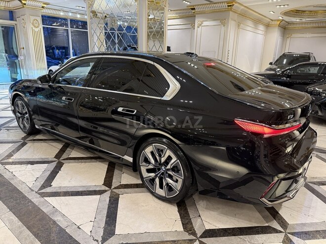 BMW i7 2022, 17,000 km - 0.0 l - Bakı
