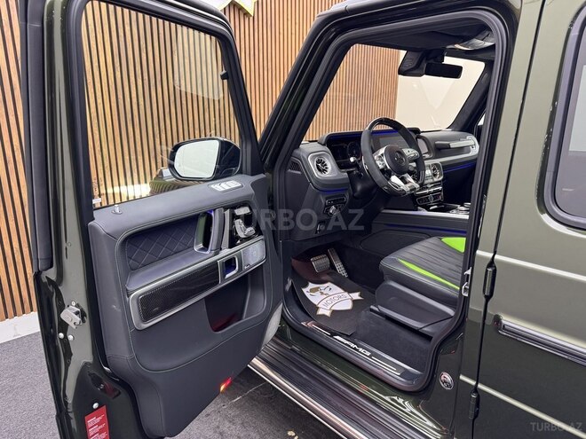 Mercedes G 63 AMG-10