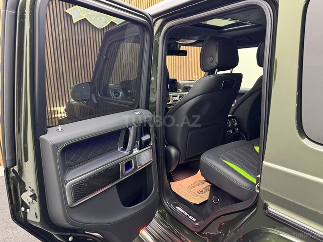 Mercedes G 63 AMG-21