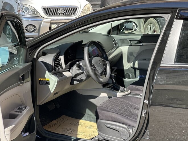 Hyundai Elantra 2017, 99,779 km - 2.0 l - Bakı