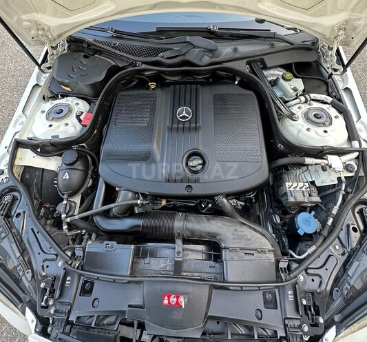 Mercedes E 220 d 2013, 256,000 km - 2.2 l - Bakı