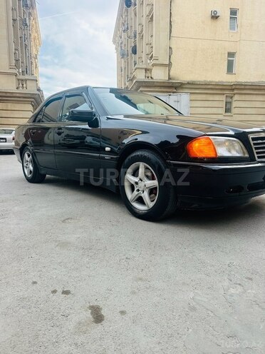 Mercedes C 200 2000, 352,000 km - 2.0 л - Bakı