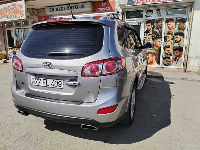 Hyundai Santa Fe-4