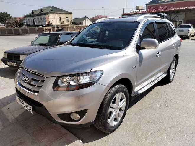 Hyundai Santa Fe-1