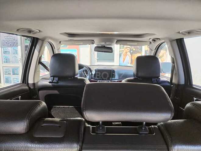 Hyundai Santa Fe-5