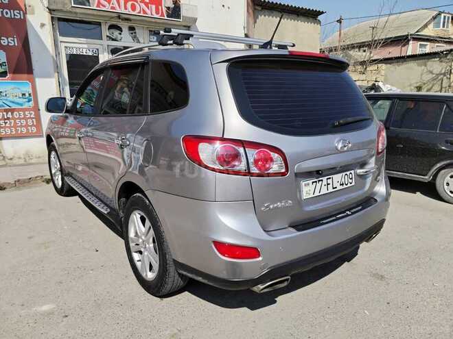 Hyundai Santa Fe-3