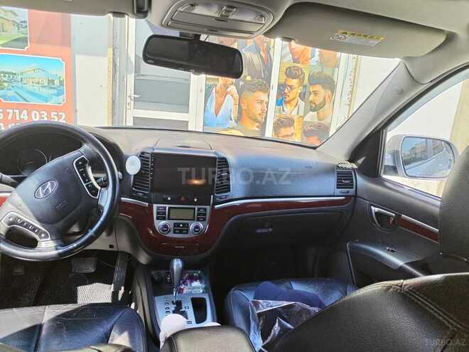Hyundai Santa Fe-6