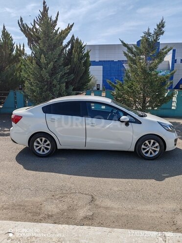 Kia Rio 2014, 356,000 km - 1.4 l - Qazax