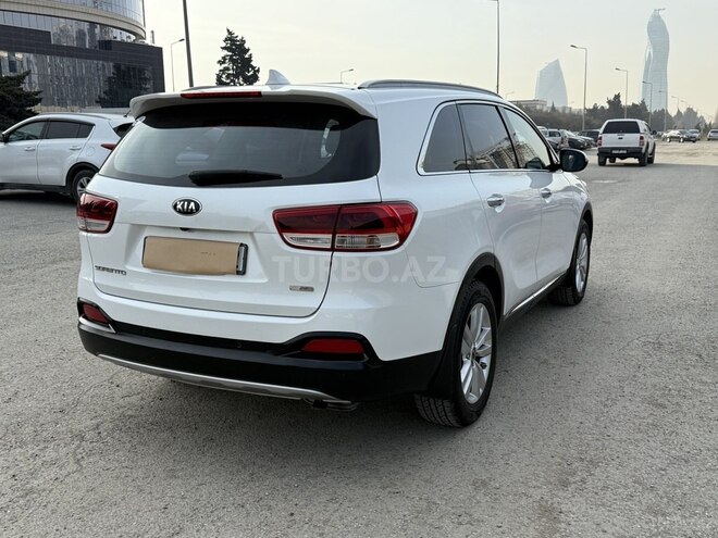 Kia Sorento-2