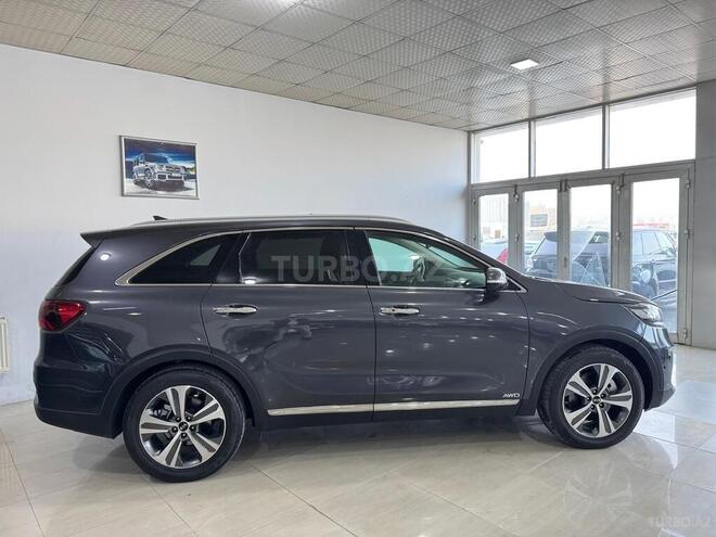 Kia Sorento-7