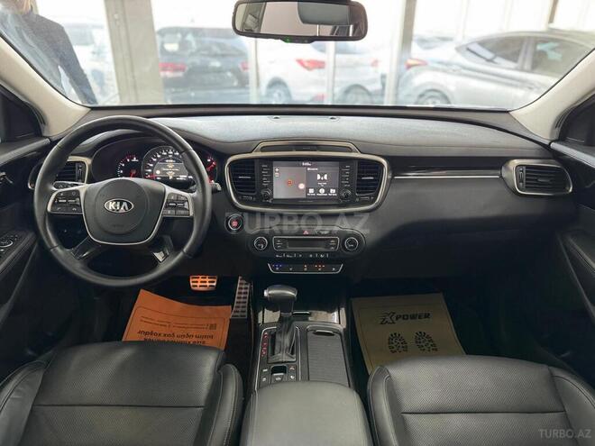 Kia Sorento-14