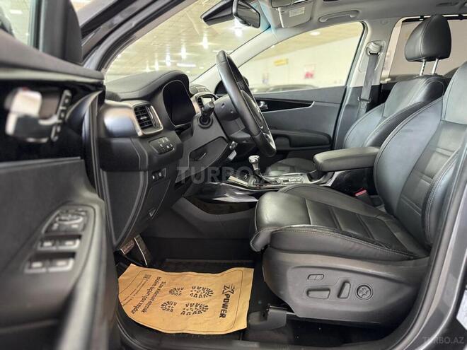 Kia Sorento-17