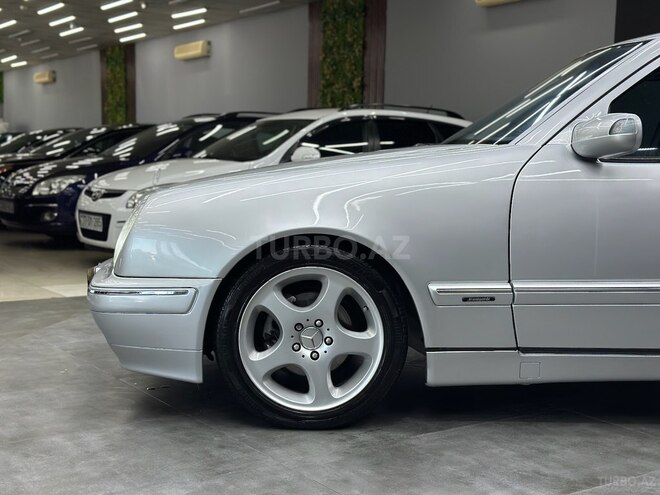 Mercedes E 220 d 2001, 516,640 km - 2.2 l - Bakı