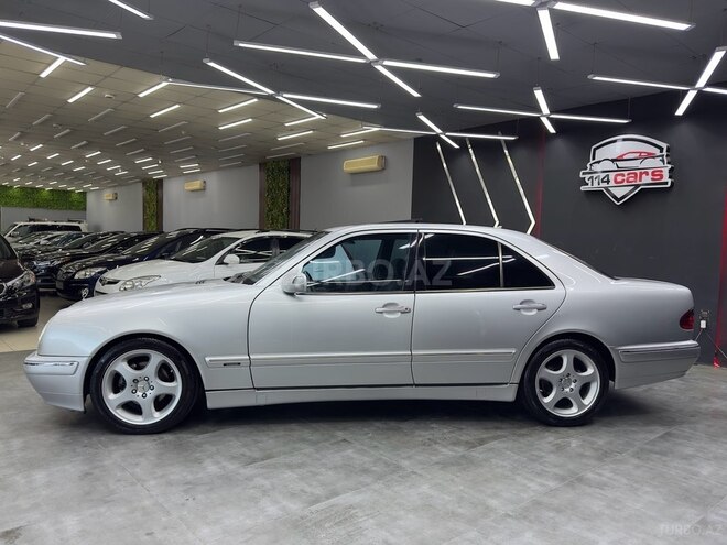 Mercedes E 220 d 2001, 516,640 km - 2.2 l - Bakı