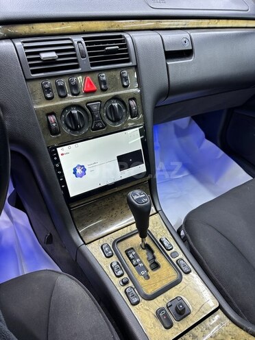 Mercedes E 220 d 2001, 516,640 km - 2.2 l - Bakı