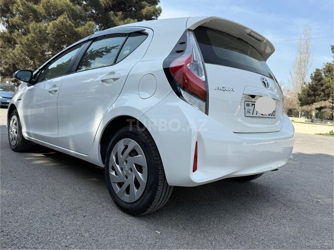 Toyota Aqua 2018, 33,265 km - 1.5 l - Bakı
