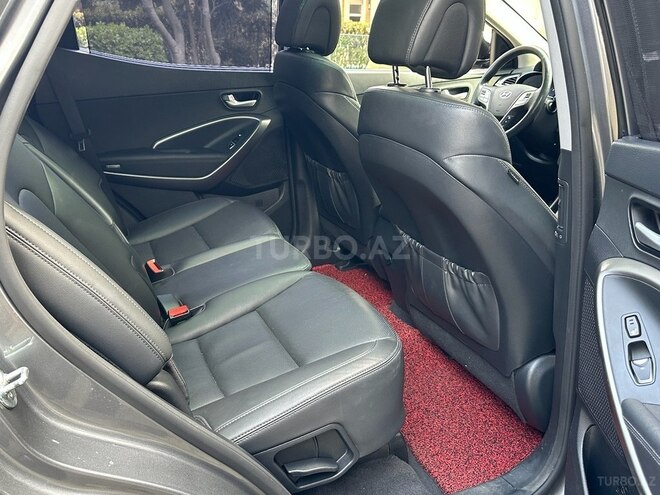 Hyundai Santa Fe-8