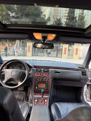 Mercedes E 270 1999, 580,000 km - 2.7 l - Sumqayıt