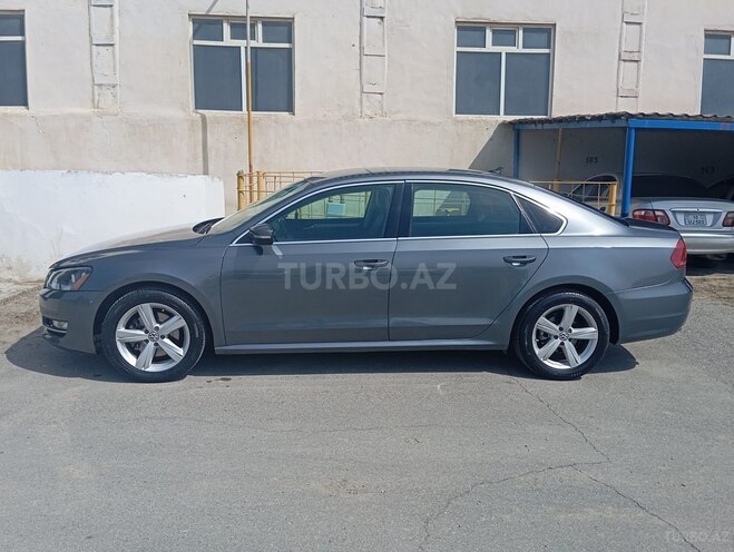 Volkswagen Passat 2013, 145,000 km - 1.8 л - Bakı