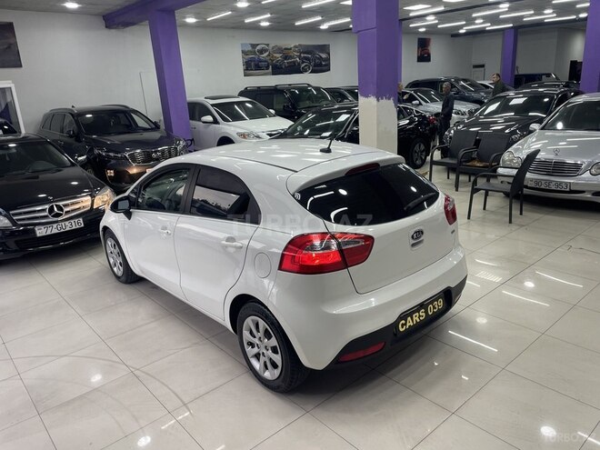 Kia Rio-11