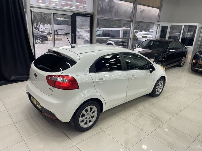Kia Rio-14