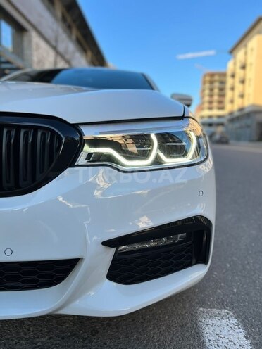 BMW 530-2