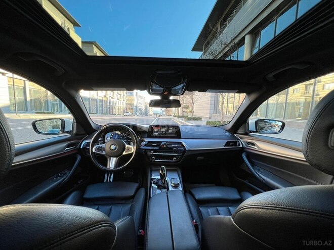 BMW 530-11