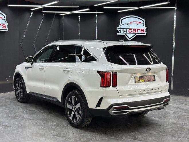 Kia Sorento-8