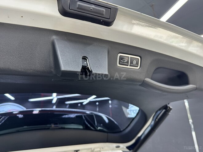 Kia Sorento-13