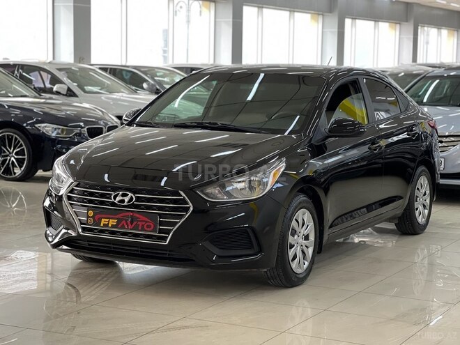 Hyundai Accent-2