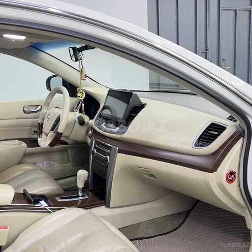 Nissan Teana-7